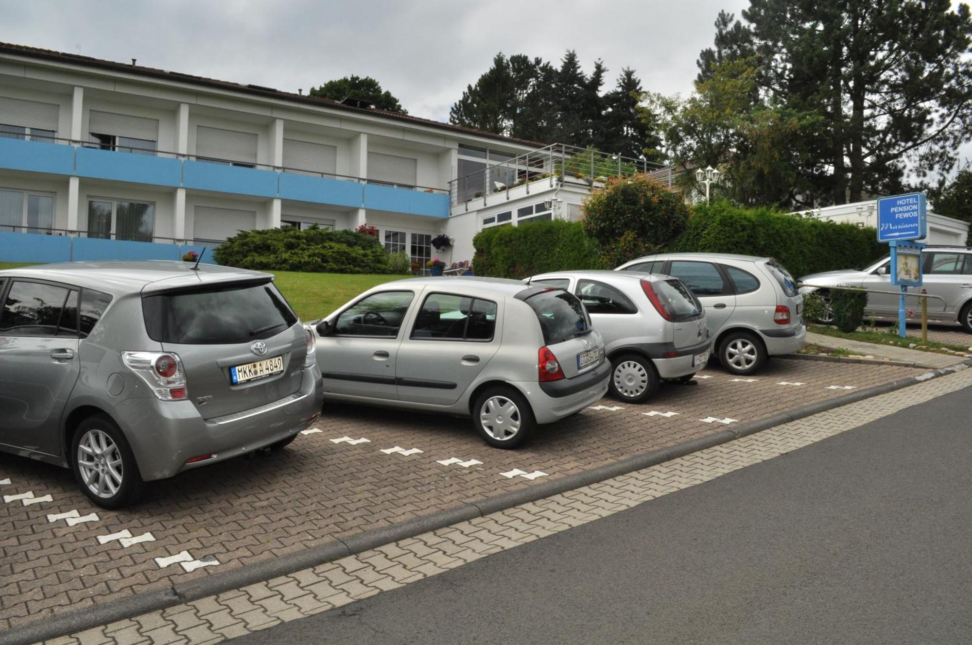 Hotel Haus Mariann Bad Wildungen Zewnętrze zdjęcie
